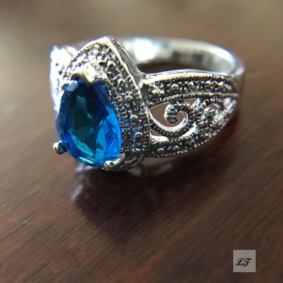 Dark Blue Topaz Teardrop .925 Sterling Silver Ring - Picture 1 of 8